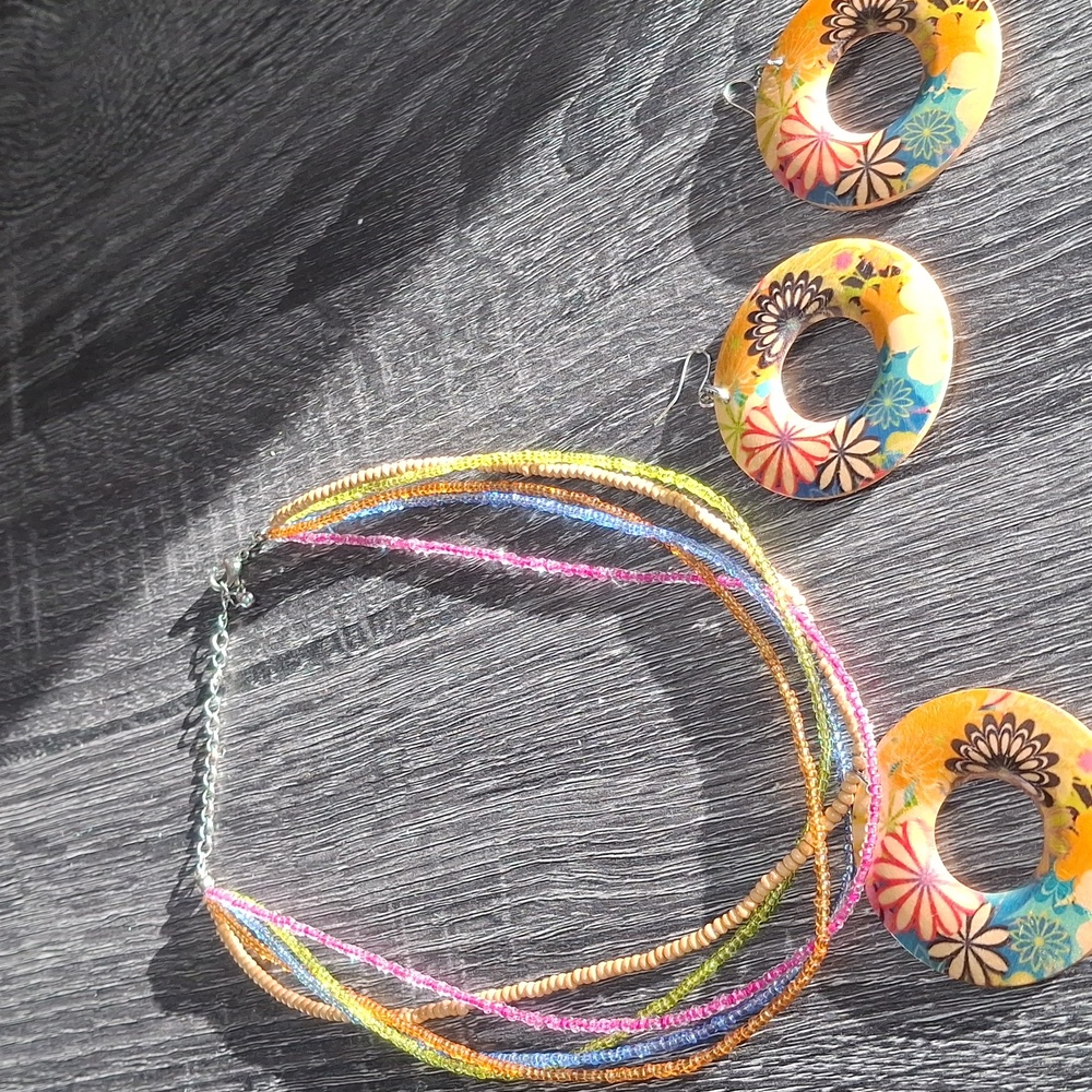 Multicolor Necklace and Earring Set